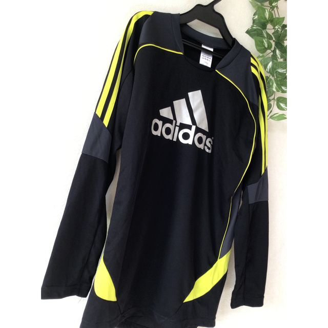 adidas(アディダス)の⭐︎新品未使用⭐︎adidas トップス　ロンT sizeS メンズのトップス(Tシャツ/カットソー(七分/長袖))の商品写真