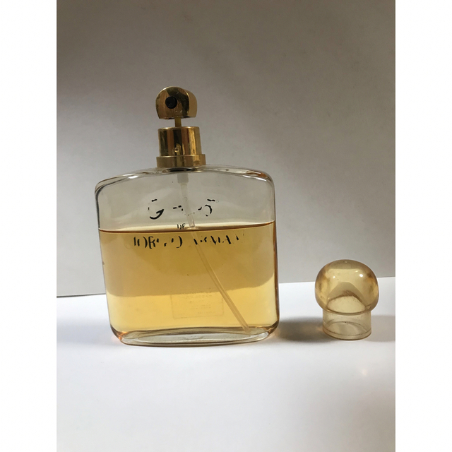 Giorgio Armani(ジョルジオアルマーニ)のGio  アルマーニ　香水　スプレー 100ml コスメ/美容の香水(香水(女性用))の商品写真