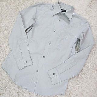 TORNADO MART レッドローズ柄 シャドーストライプ ドレスシャツ - シャツ