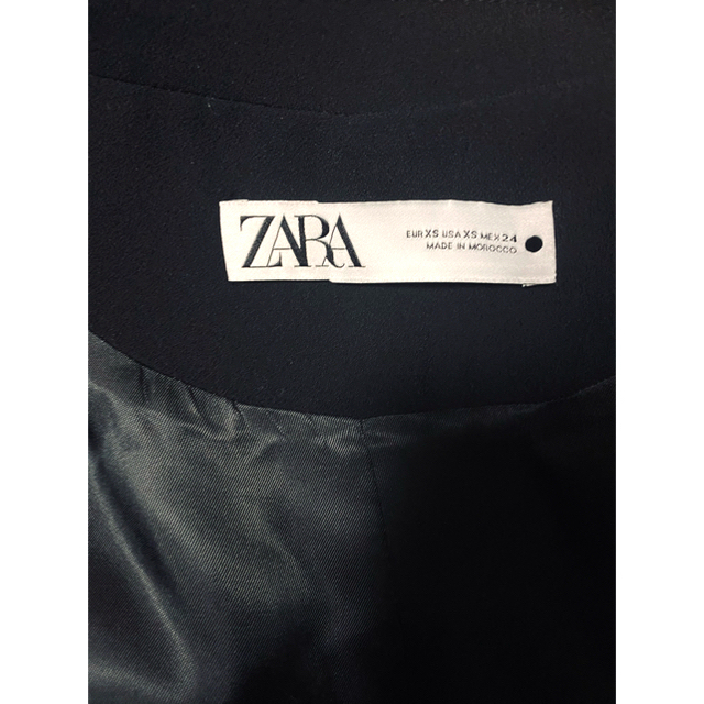 ZARA(ザラ)のZARA  スリットベスト  ジレ レディースのトップス(ベスト/ジレ)の商品写真