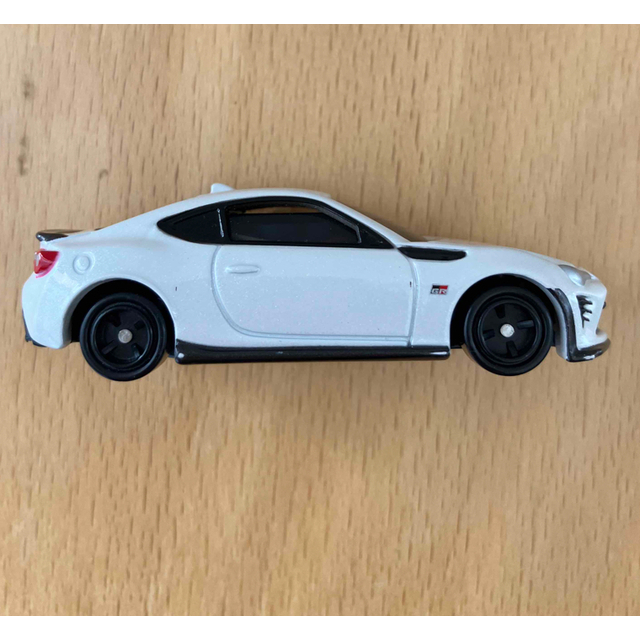 Takara Tomy(タカラトミー)のトミカ4D TOYOTA 86GR エンタメ/ホビーのおもちゃ/ぬいぐるみ(ミニカー)の商品写真