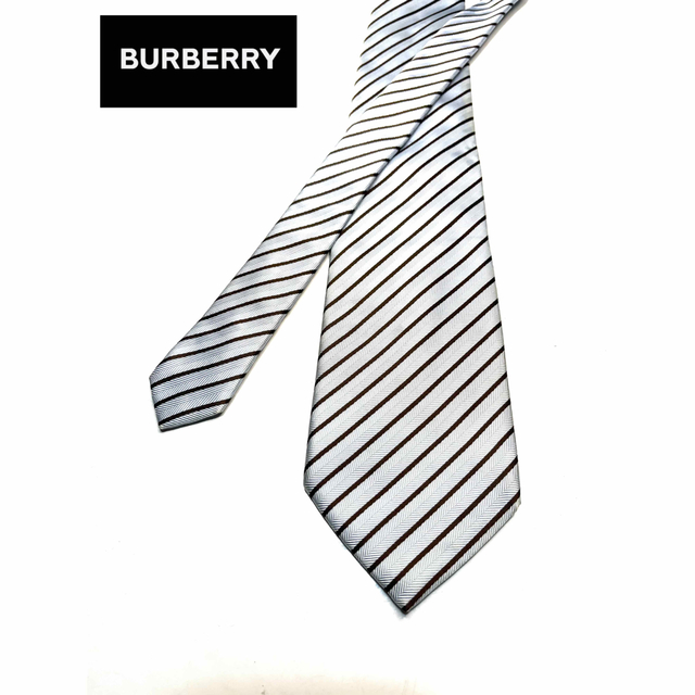 BURBERRY BLACK LABEL(バーバリーブラックレーベル)の美品　バーバリーブラックレーベル　ストライプ柄　ブルー　ネクタイ メンズのファッション小物(ネクタイ)の商品写真