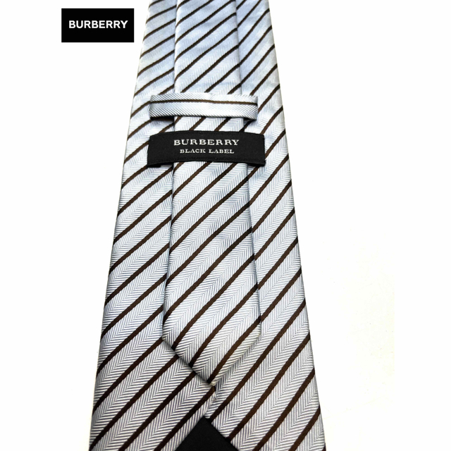 BURBERRY BLACK LABEL(バーバリーブラックレーベル)の美品　バーバリーブラックレーベル　ストライプ柄　ブルー　ネクタイ メンズのファッション小物(ネクタイ)の商品写真