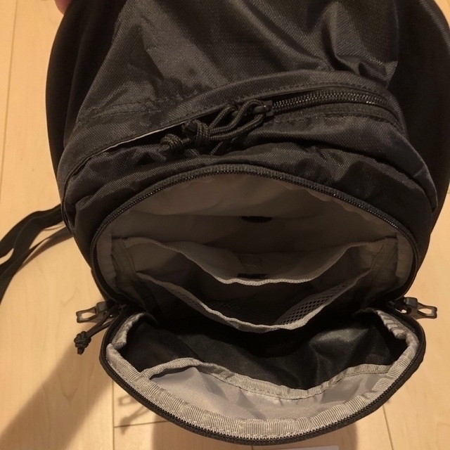 Columbia(コロンビア)の【美品】Columbia Castle Rock 20L リュック ブラック メンズのバッグ(バッグパック/リュック)の商品写真