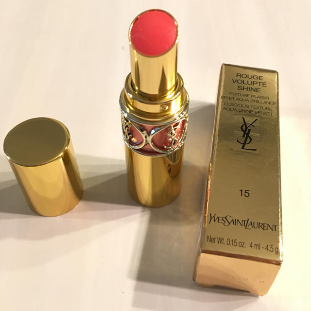 Yves Saint Laurent Beaute(イヴサンローランボーテ)の新品 未使用イヴ・サンローラン ルージュ ヴォリュプテ シャイン#15 コスメ/美容のベースメイク/化粧品(口紅)の商品写真