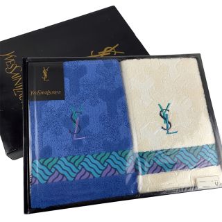 イヴサンローラン(Yves Saint Laurent)の【新品未使用】イヴサンローラン バスタオルセット 2枚 刺繍ロゴ(タオル/バス用品)