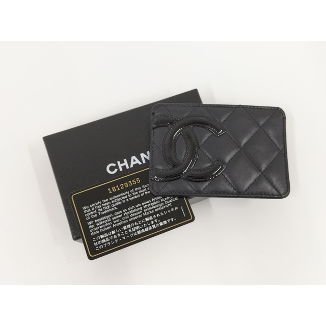 CHANEL(シャネル)のCHANEL カードケース カンボン レザー ブラック A26725 レディースのファッション小物(名刺入れ/定期入れ)の商品写真