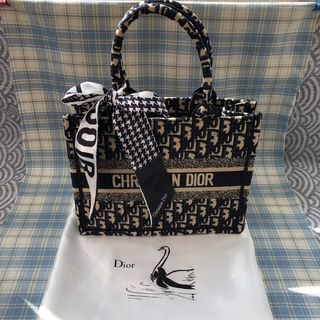 ディオール(Christian Dior) ハンドバッグ(レディース)の通販 2,000点