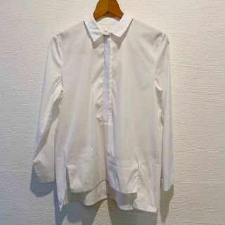 コス(COS)のCOS シャツ ホワイト(シャツ/ブラウス(長袖/七分))