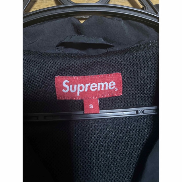 Supreme(シュプリーム)のSupreme line Track Jacket  BLACK Sサイズ メンズのジャケット/アウター(ブルゾン)の商品写真