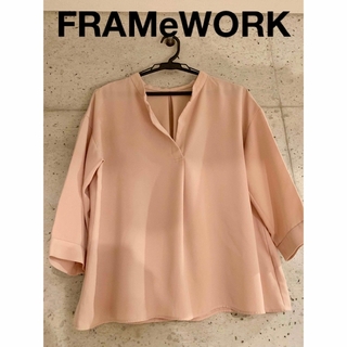 フレームワーク(FRAMeWORK)のFRAMeWORK フレームワーク ピンク トップス(シャツ/ブラウス(長袖/七分))