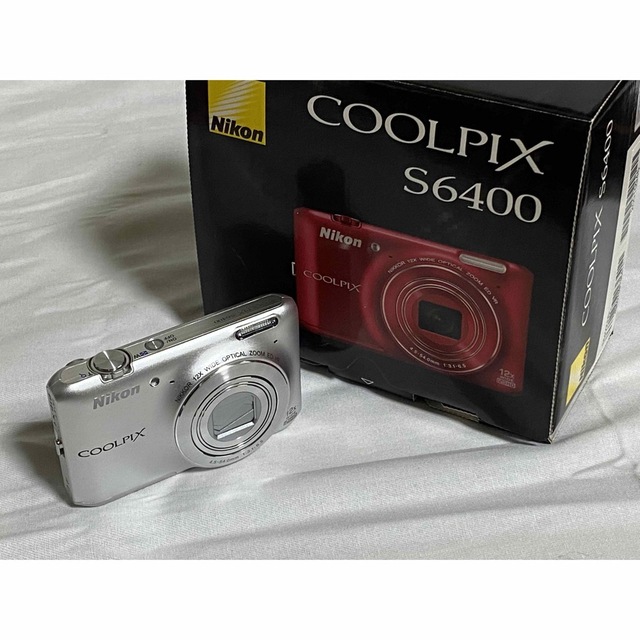 Nikon(ニコン)のNikon ニコン COOLPIX S6400 デジタルカメラ スマホ/家電/カメラのカメラ(コンパクトデジタルカメラ)の商品写真