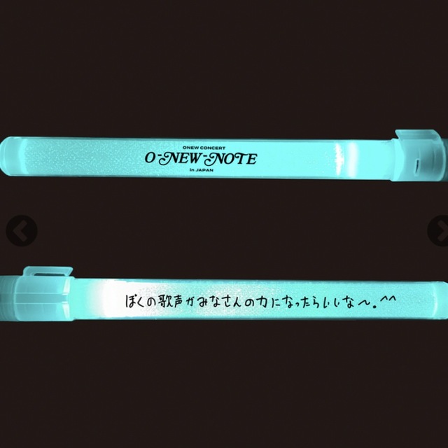 SHINee(シャイニー)のオニュ　ペンライト エンタメ/ホビーのタレントグッズ(アイドルグッズ)の商品写真