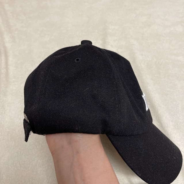 新品　黒　CAP  キャップ レディースの帽子(キャップ)の商品写真