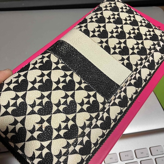 kate spade new york(ケイトスペードニューヨーク)の【Kate spade】 ケイトスペード / 長財布 / スペード柄 レディースのファッション小物(財布)の商品写真