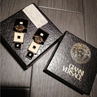 ヴェルサーチ(VERSACE)のVERSACE　ヴェルサーチ　コイン　メデューサ　七宝焼きイヤリング(イヤリング)