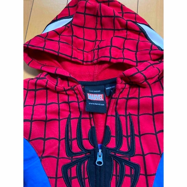 MARVEL(マーベル)のスパイダー　パーカー　 キッズ/ベビー/マタニティのキッズ服男の子用(90cm~)(ジャケット/上着)の商品写真