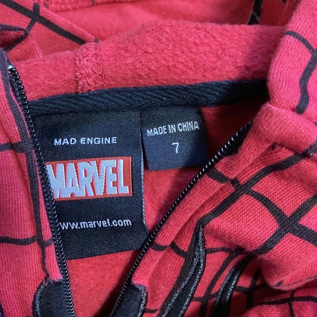 MARVEL(マーベル)のスパイダー　パーカー　 キッズ/ベビー/マタニティのキッズ服男の子用(90cm~)(ジャケット/上着)の商品写真