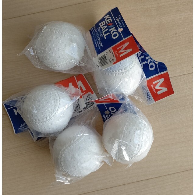 Kenko(ケンコー)のKENKOボール Ｍ球 5球 スポーツ/アウトドアの野球(ボール)の商品写真