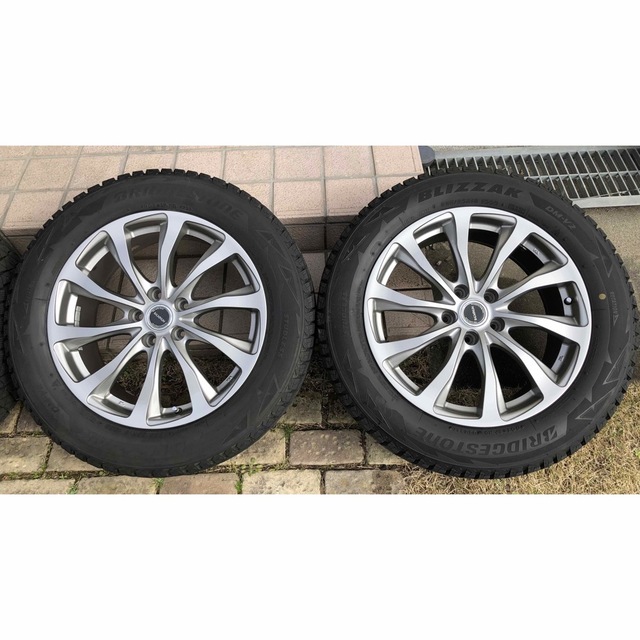 BRIDGESTONE(ブリヂストン)の引取限定‼︎T32 エクストレイル225/60/18ブリザックDM-V2中古美品 自動車/バイクの自動車(タイヤ・ホイールセット)の商品写真