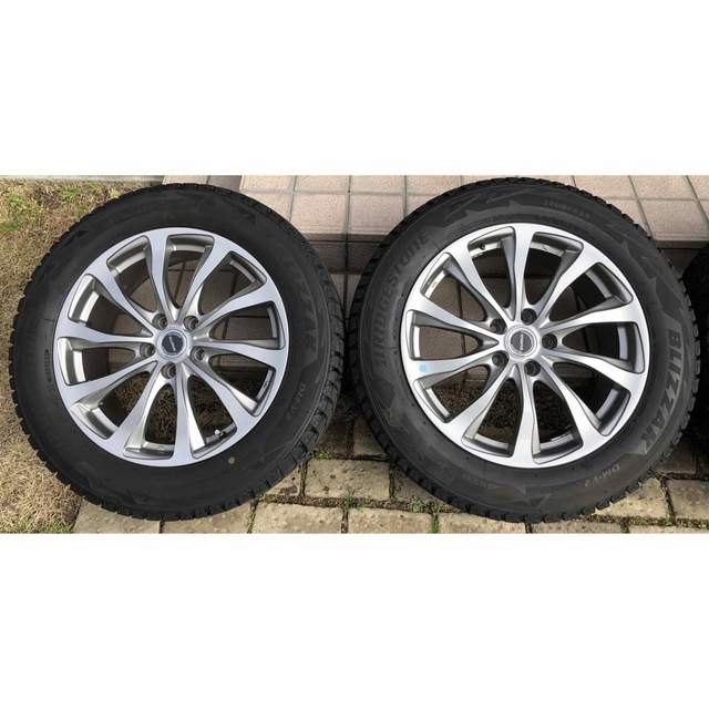 BRIDGESTONE(ブリヂストン)の引取限定‼︎T32 エクストレイル225/60/18ブリザックDM-V2中古美品 自動車/バイクの自動車(タイヤ・ホイールセット)の商品写真