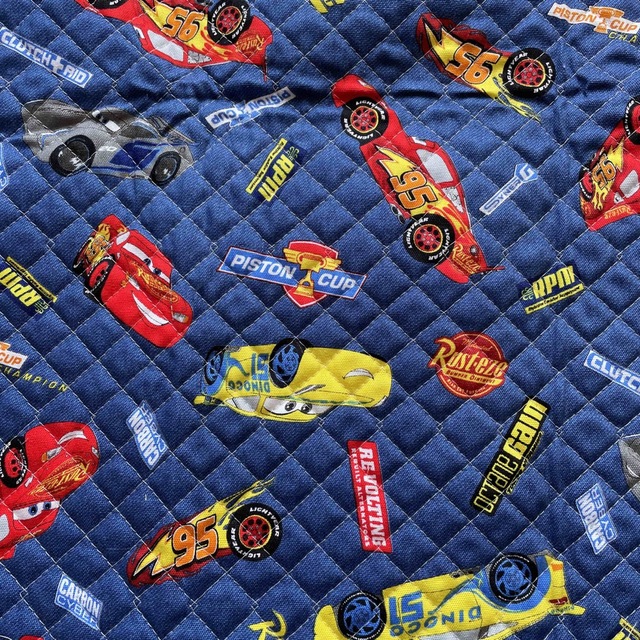 Disney(ディズニー)のカーズ キルティング生地 ハンドメイドの素材/材料(生地/糸)の商品写真