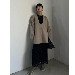 アメリヴィンテージ　ARCH NECK CARDBOARD TOP