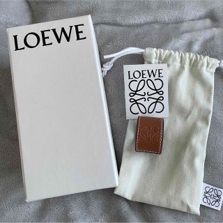 LOEWE - あやか様ロエベ スラップブレスレットスモール タンの通販|ラクマ