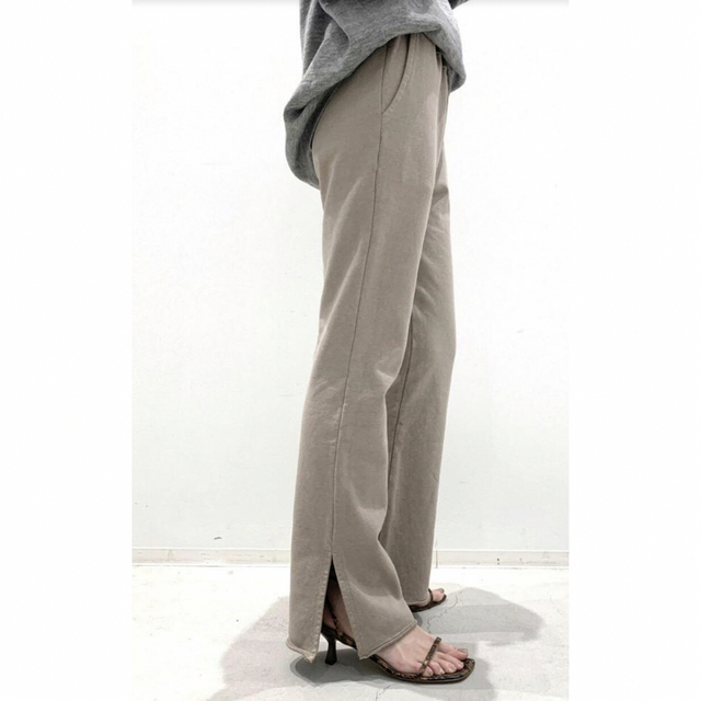 L'Appartement DEUXIEME CLASSE(アパルトモンドゥーズィエムクラス)の【GOOD GRIEF/グッドグリーフ】Sweat Pants レディースのパンツ(カジュアルパンツ)の商品写真