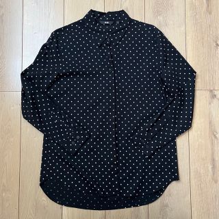 ユニクロ(UNIQLO)の【送料込】UNIQLO／ドットブラウス／Sサイズ(シャツ/ブラウス(長袖/七分))