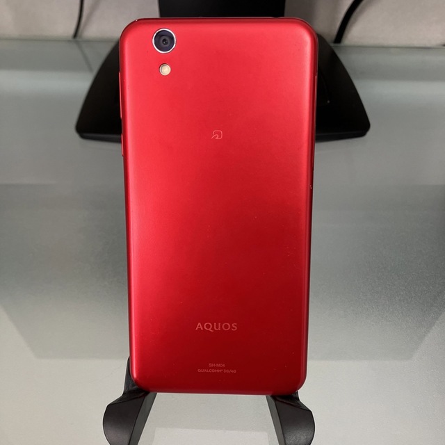 AQUOS SH-M04 SHARP SIMフリー  RED 2