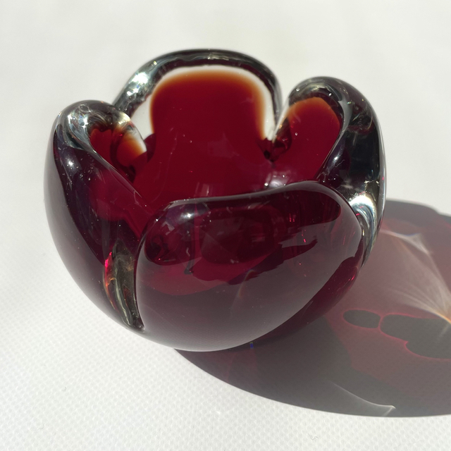 iittala(イッタラ)のご予約品 Nuutajarvi Kukka レッド キャンドルホルダー インテリア/住まい/日用品のインテリア小物(置物)の商品写真