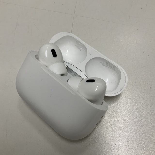 Apple  AirPods  Pro 第2世代イヤホン