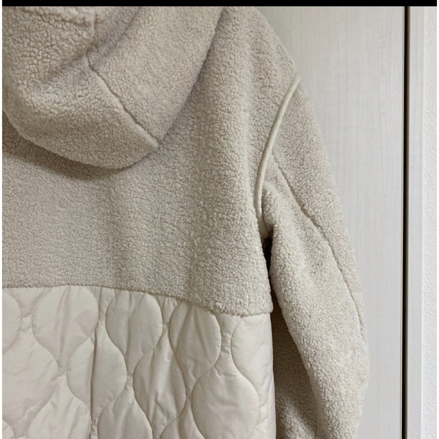 H&M(エイチアンドエム)のＨ＆Ｍ　　キルティング  ボアコート レディースのジャケット/アウター(ロングコート)の商品写真