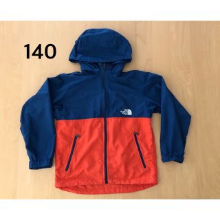 ザノースフェイス(THE NORTH FACE)のノースフェイス　コンパクトジャケット　140  ブルー×レッド(ジャケット/上着)