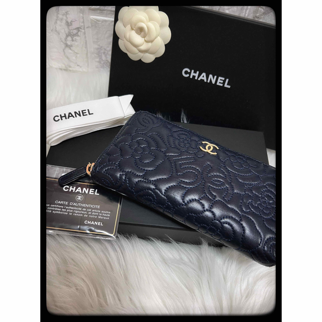 CHANEL(シャネル)の【極美品】レアカラー✨カメリア No5 アイコンステッチ　長財布 レディースのファッション小物(財布)の商品写真