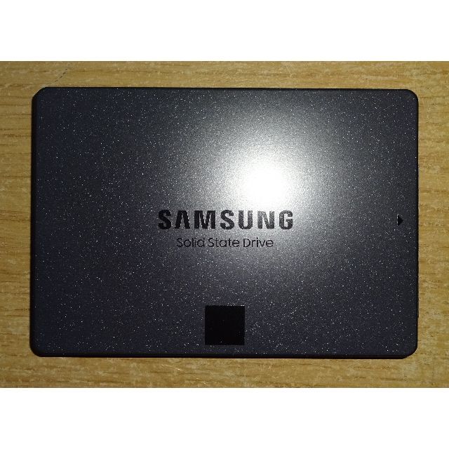 Samsung 870 QVO SSD 2TB 使用わずか