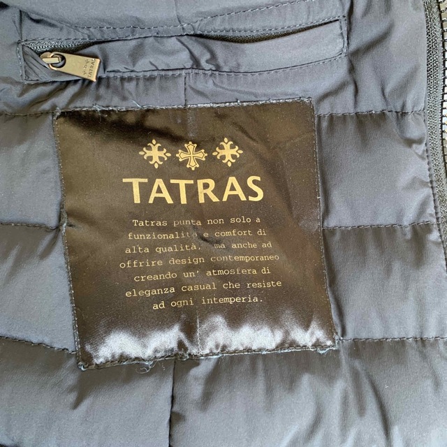 TATRAS(タトラス)のタトラス  フォックスファーダウンコート ブラック レディースのジャケット/アウター(ダウンコート)の商品写真