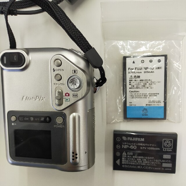 完全ジャンク品 FUJIFILM デジタルカメラ Finepix F601の通販 by