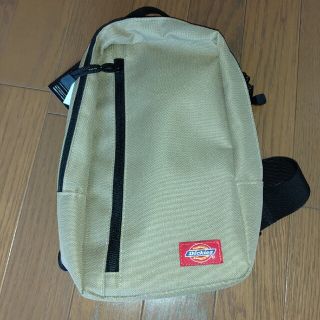 ディッキーズ(Dickies)の新品未使用品 ディッキーズ ボディバッグ ベージュ(ショルダーバッグ)