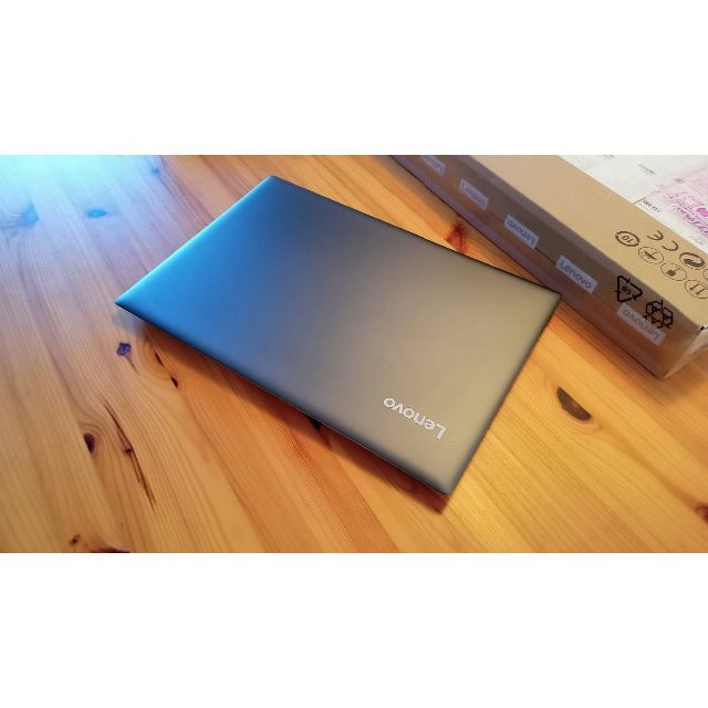 Lenovo(レノボ)のLenovo IdeaPad 520   Photoshop CS4 スマホ/家電/カメラのPC/タブレット(ノートPC)の商品写真