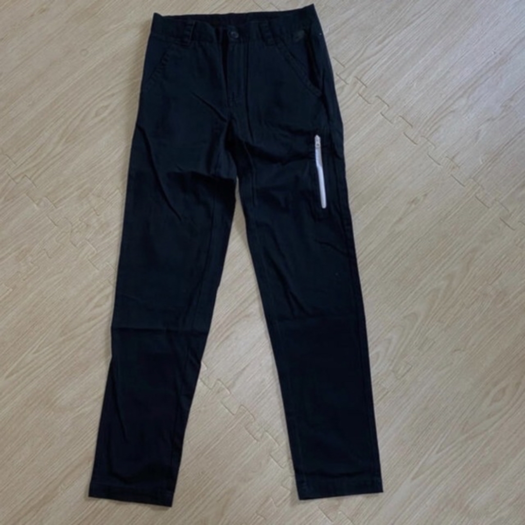 NIKE - NIKE 新品 ブラック カーキ ズボン パンツの通販 by 断捨 NIKE - NIKE 新品 ブラック カーキ ズボン パンツの通販 by 断捨