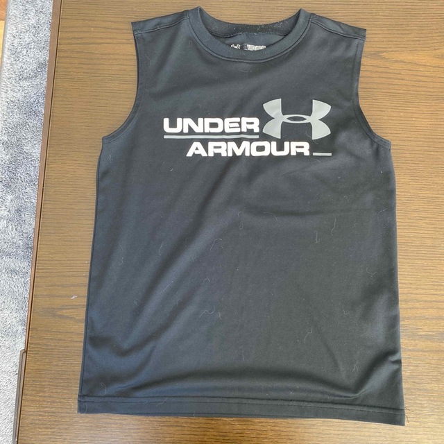 UNDER ARMOUR(アンダーアーマー)のunder armour 3枚セット　タンクトップ140 キッズ/ベビー/マタニティのキッズ服男の子用(90cm~)(Tシャツ/カットソー)の商品写真