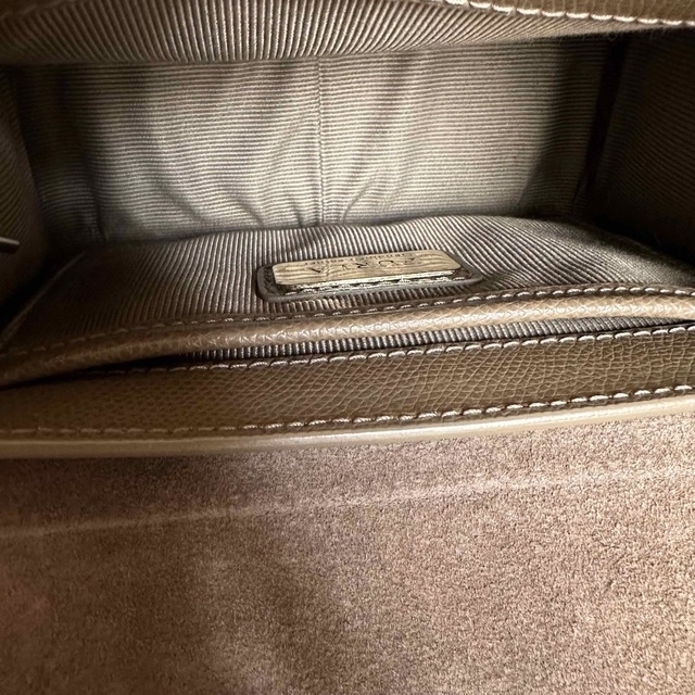 Furla(フルラ)のフルラ メトロポリス チェーンショルダー　ベージュ レディースのバッグ(ショルダーバッグ)の商品写真