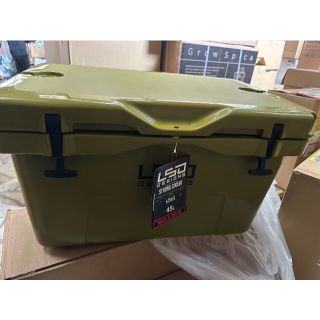 ストロングクーラーボックス 45L の通販 by 楊鳳珠's shop|ラクマ