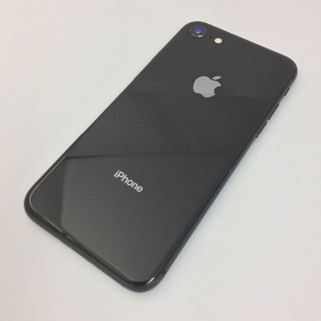 iPhone(アイフォーン)の【B】iPhone 8/64GB/352997097139779 スマホ/家電/カメラのスマートフォン/携帯電話(スマートフォン本体)の商品写真