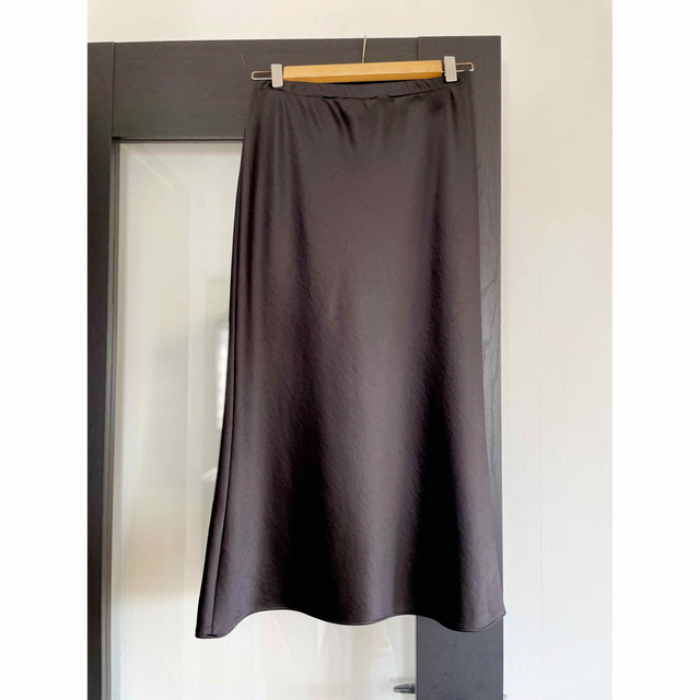 DEUXIEME CLASSE(ドゥーズィエムクラス)のドゥージィエムクラス　ビンテージサテン　スカート レディースのスカート(ロングスカート)の商品写真