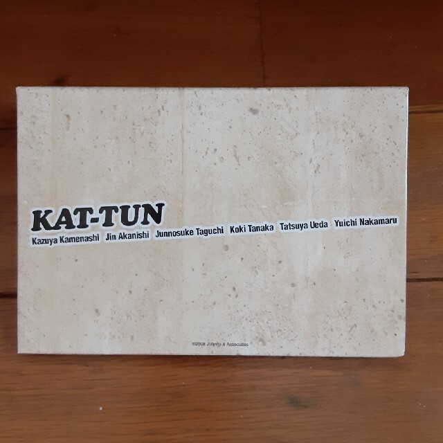 KAT-TUN(カトゥーン)のKAT-TUN 公式 フォトアルバム ② エンタメ/ホビーのタレントグッズ(アイドルグッズ)の商品写真