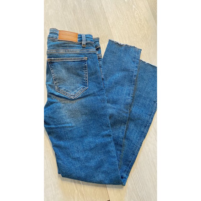 ZARA(ザラ)のZARAtrafficdenim サイズ24   2本セットデニム𖤣𖥧𖥣｡ レディースのパンツ(デニム/ジーンズ)の商品写真