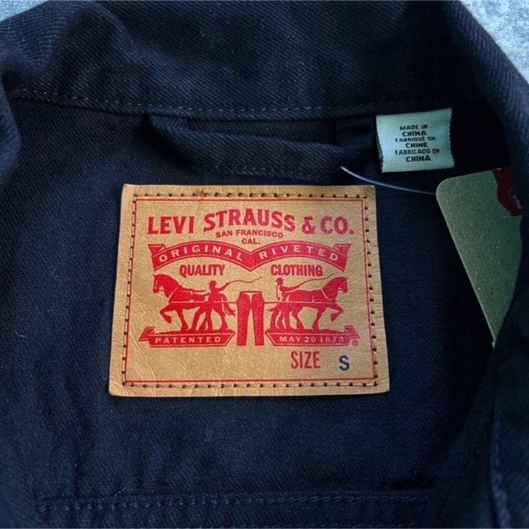 Levi's(リーバイス)の[S サイズ] Levis ブラック デニム カットオフベスト 山田蓮 メンズのトップス(ベスト)の商品写真